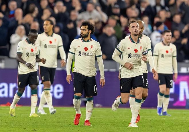 足球国足后防稳固，连续三场零封对手