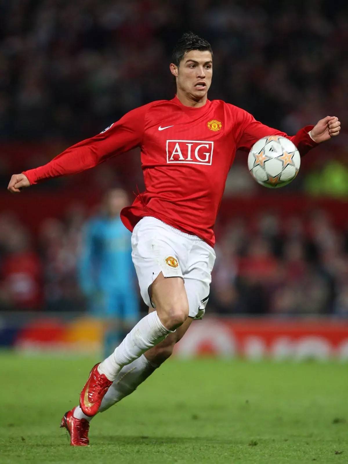 卡拉格：对阿诺德离开利物浦感到失望；祝福阿隆索在皇马成功